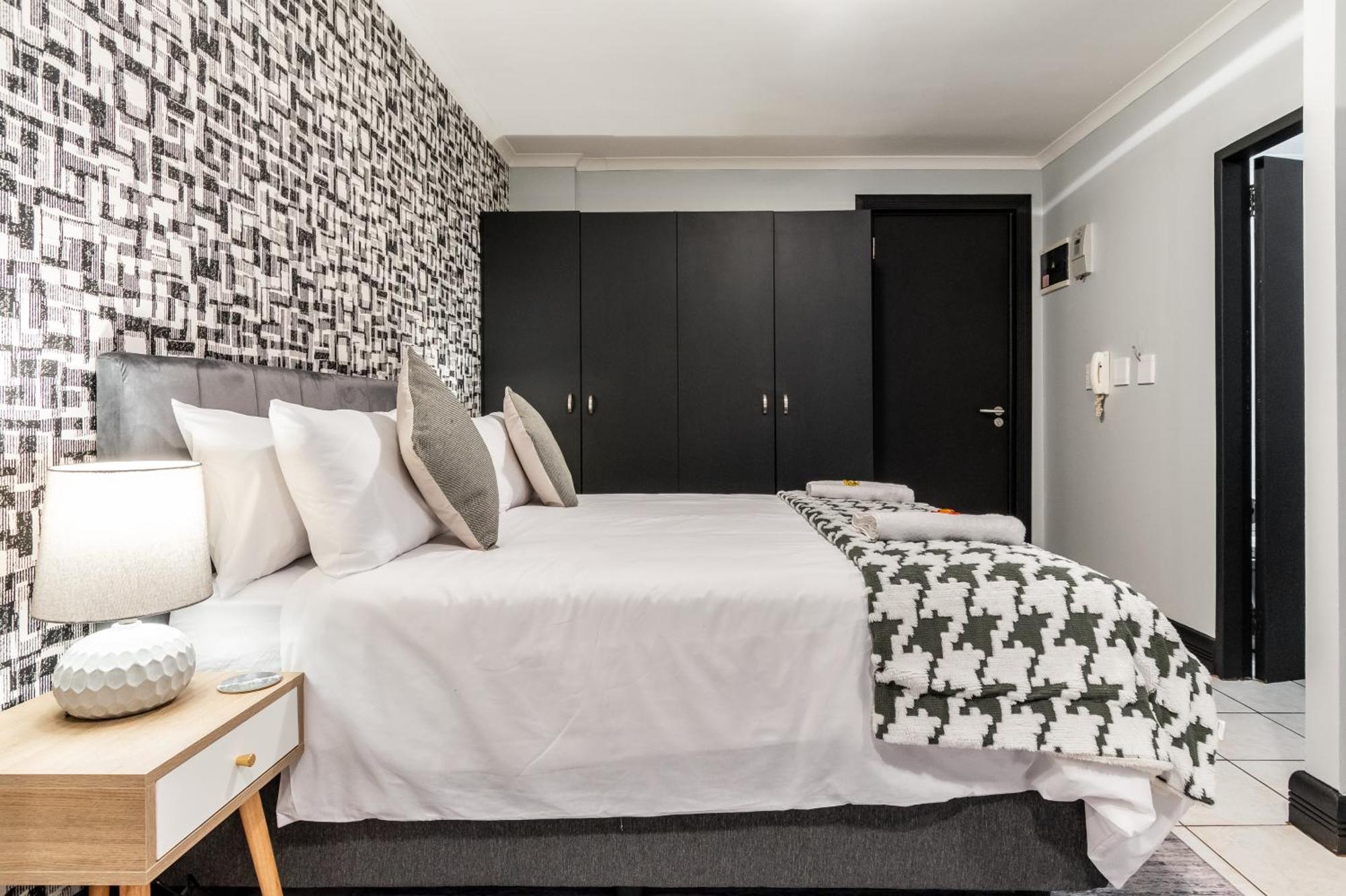 The Square 135- Studio With Free Parking, Pool & Gym Access Apartment Cape Town Exterior foto