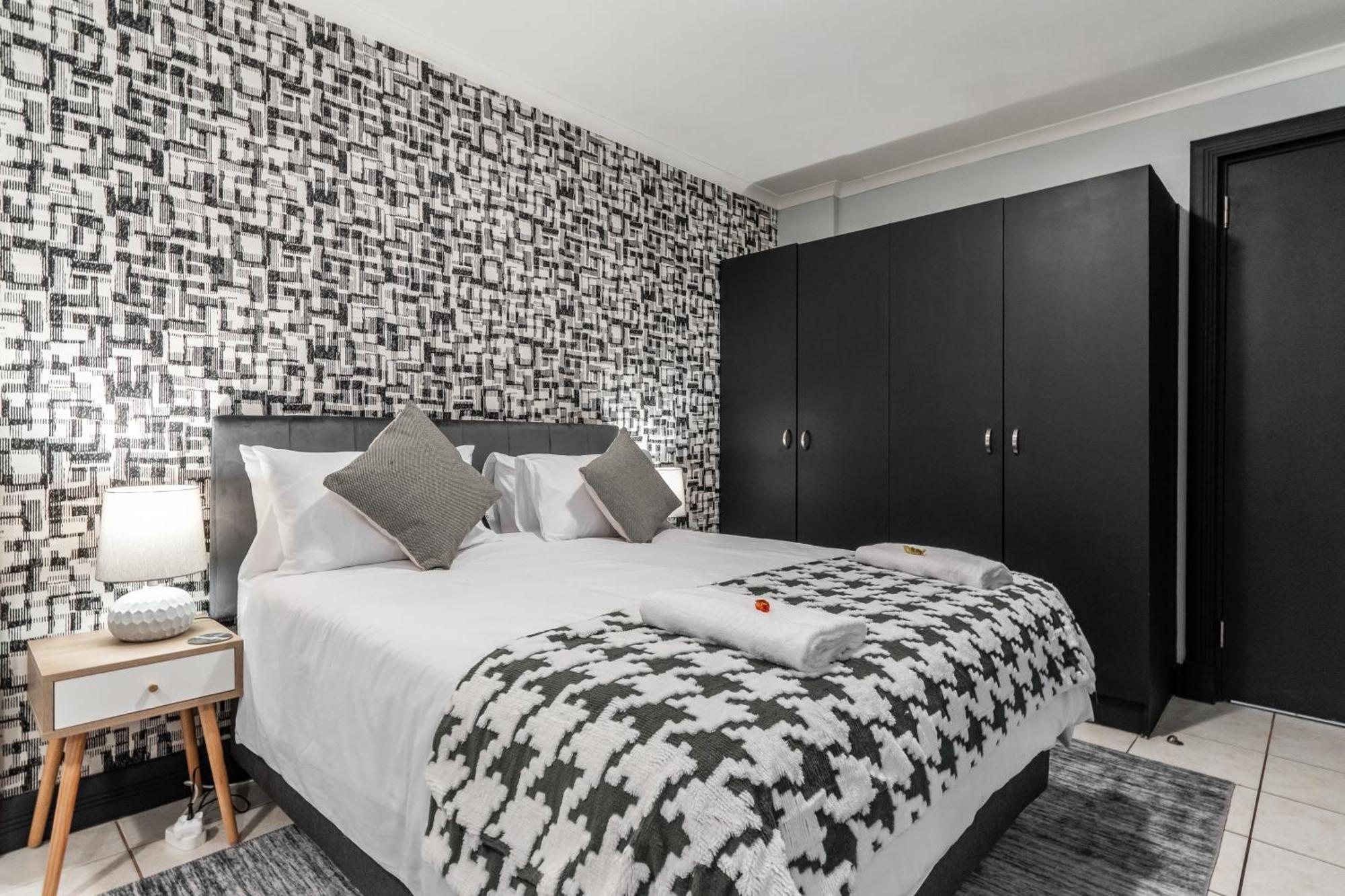 The Square 135- Studio With Free Parking, Pool & Gym Access Apartment Cape Town Exterior foto